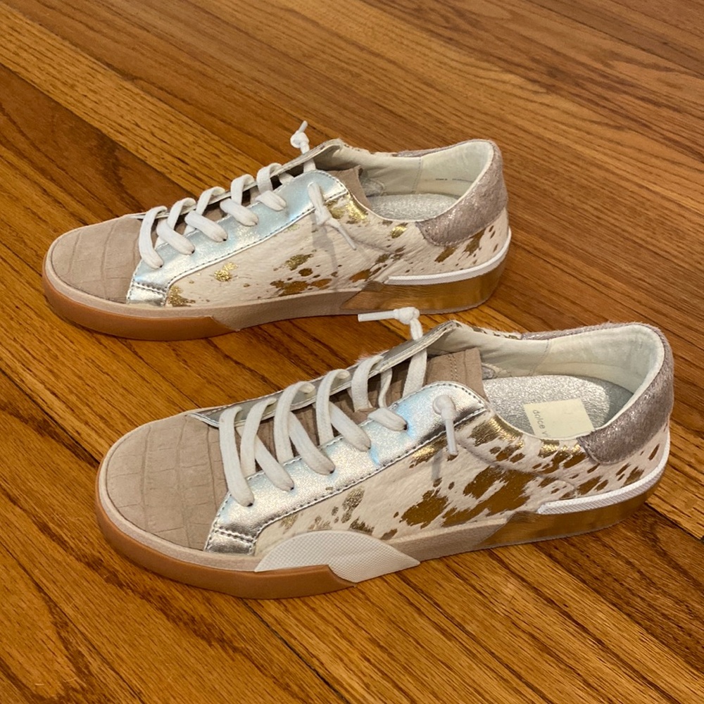 Dolce Vita Ladies Size 8 Sneaker